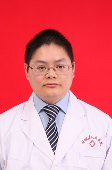 方成
超声科